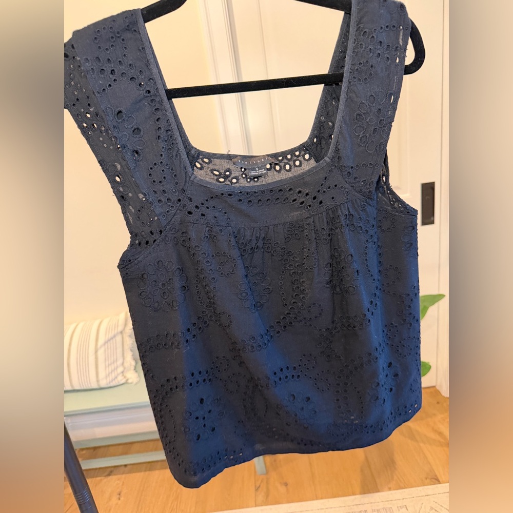 Eyelet Square-Neck Tank Top - Black